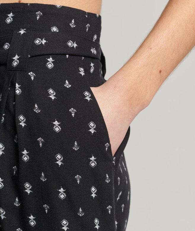 Superdry Vintage Paperbag Printed Shorts